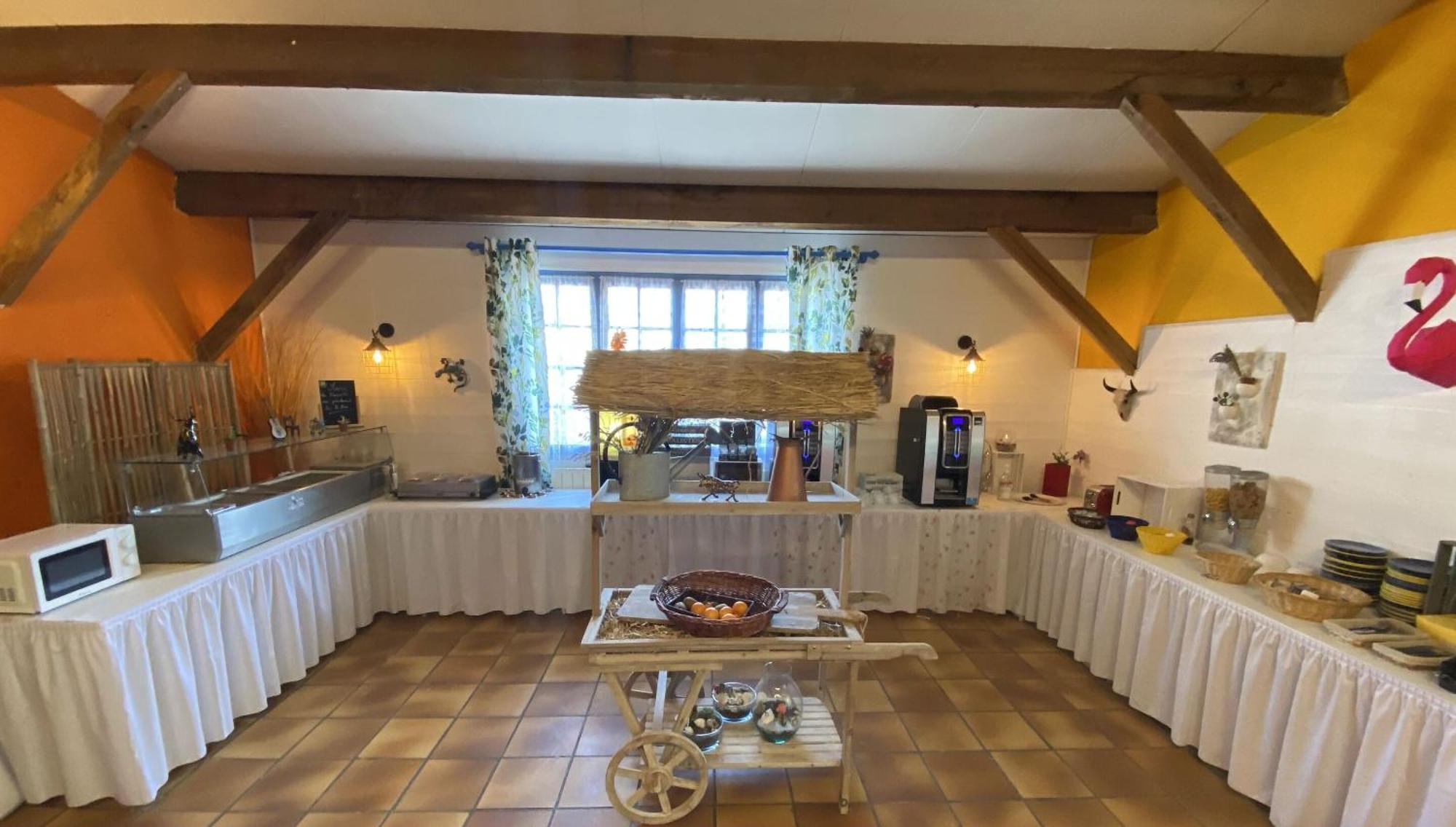 Hotel Des 4 Vents "Esprit Camargue" Айга-Мортас Екстериор снимка