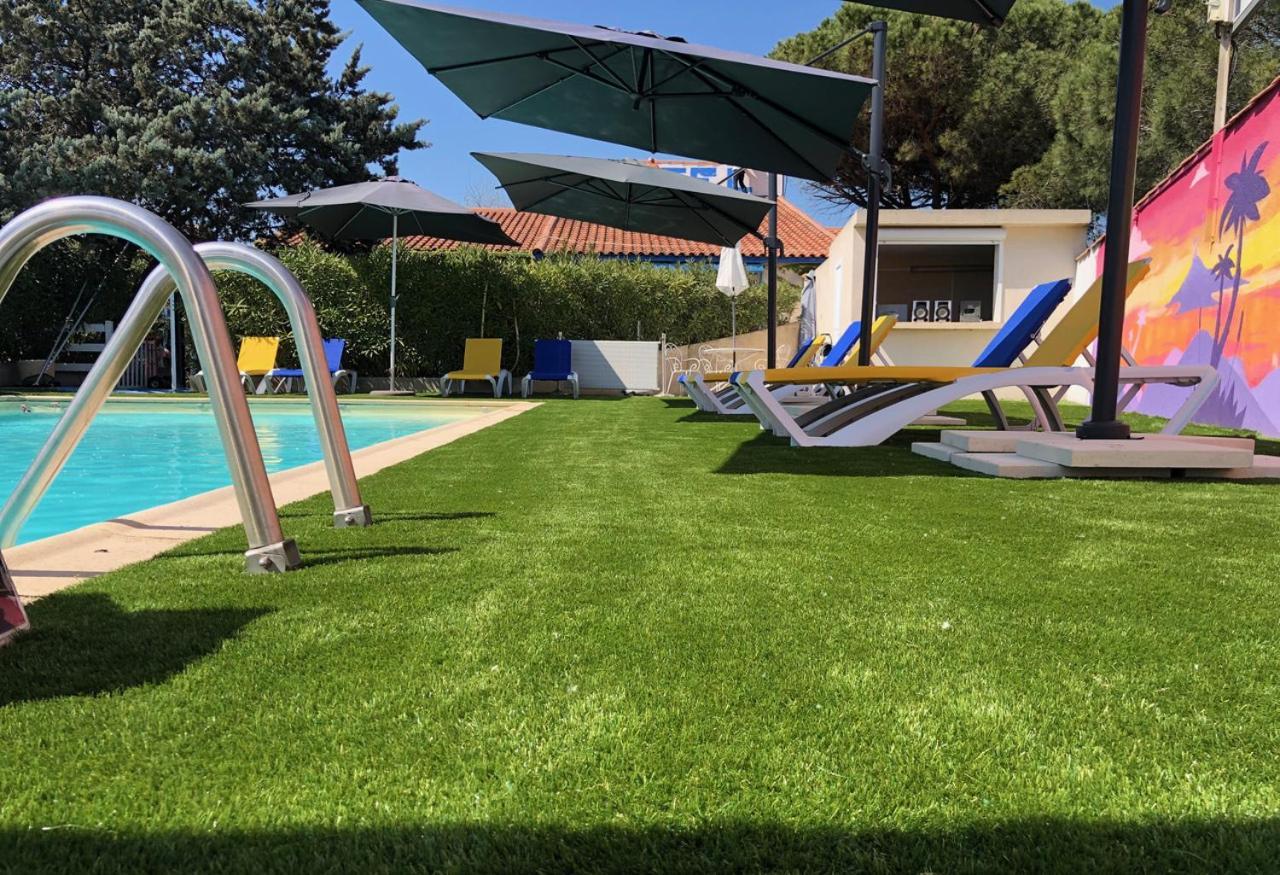 Hotel Des 4 Vents "Esprit Camargue" Айга-Мортас Екстериор снимка