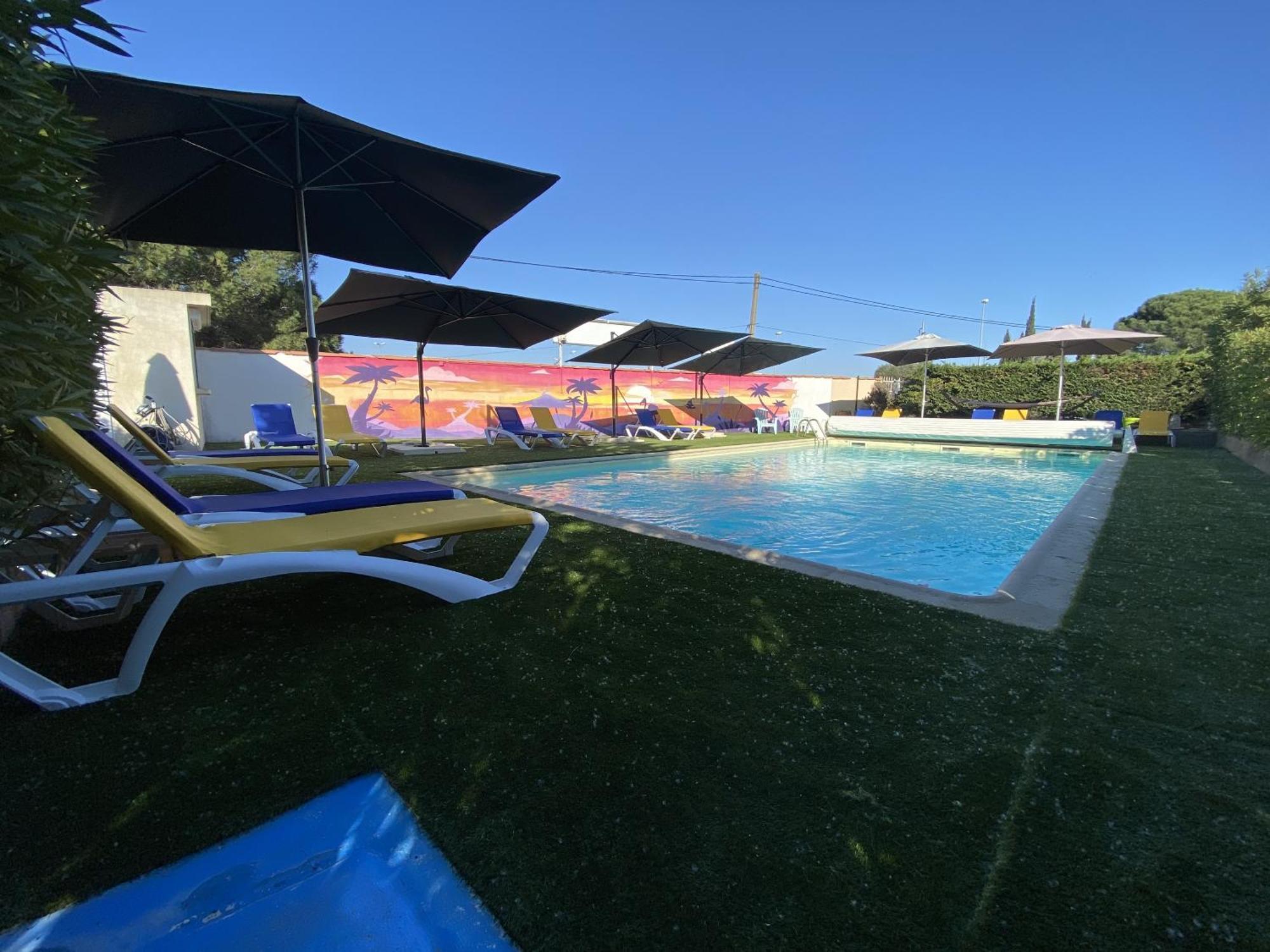 Hotel Des 4 Vents "Esprit Camargue" Айга-Мортас Екстериор снимка