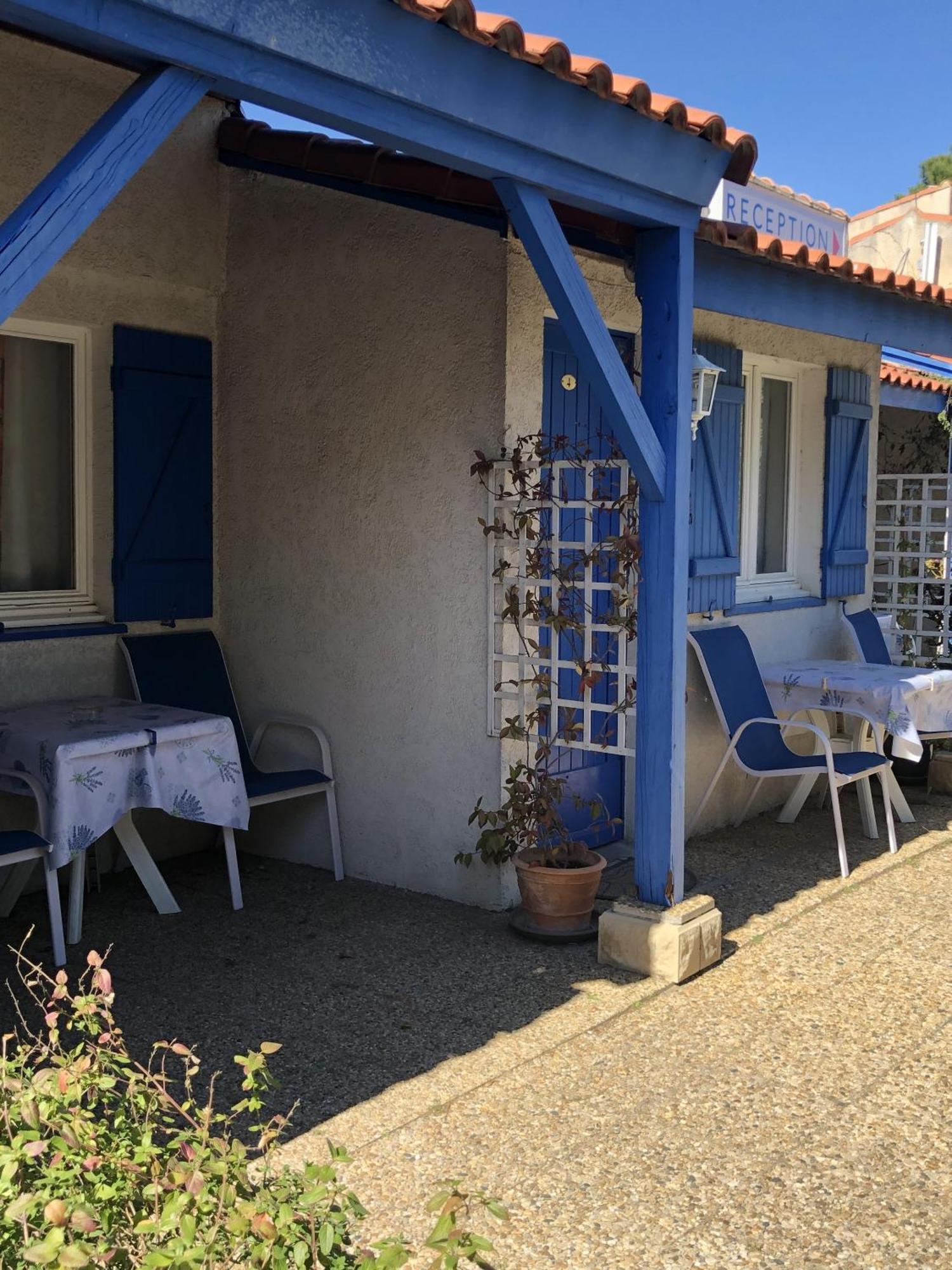 Hotel Des 4 Vents "Esprit Camargue" Айга-Мортас Екстериор снимка