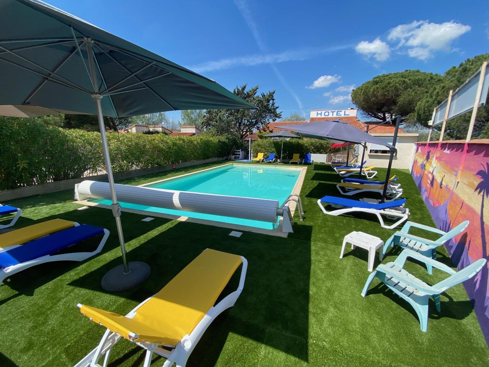 Hotel Des 4 Vents "Esprit Camargue" Айга-Мортас Екстериор снимка