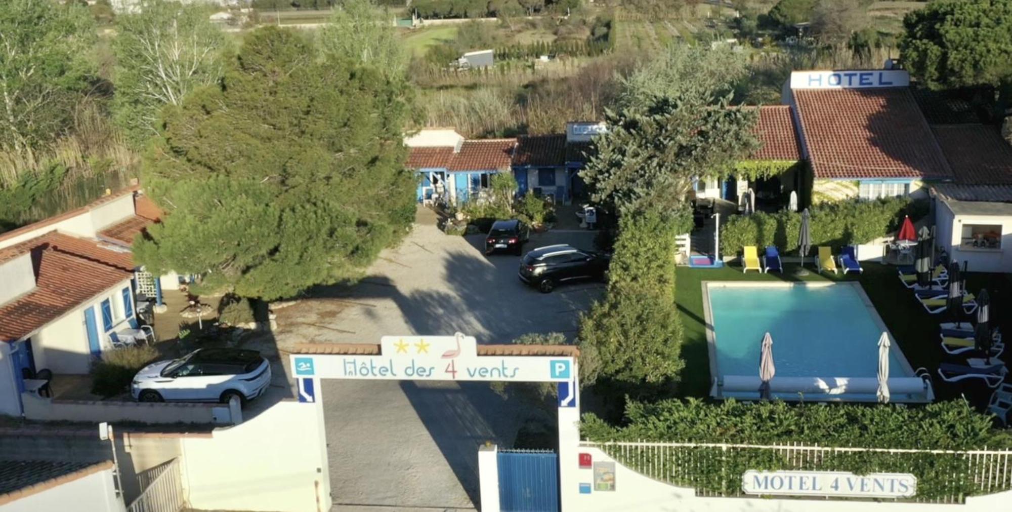 Hotel Des 4 Vents "Esprit Camargue" Айга-Мортас Екстериор снимка